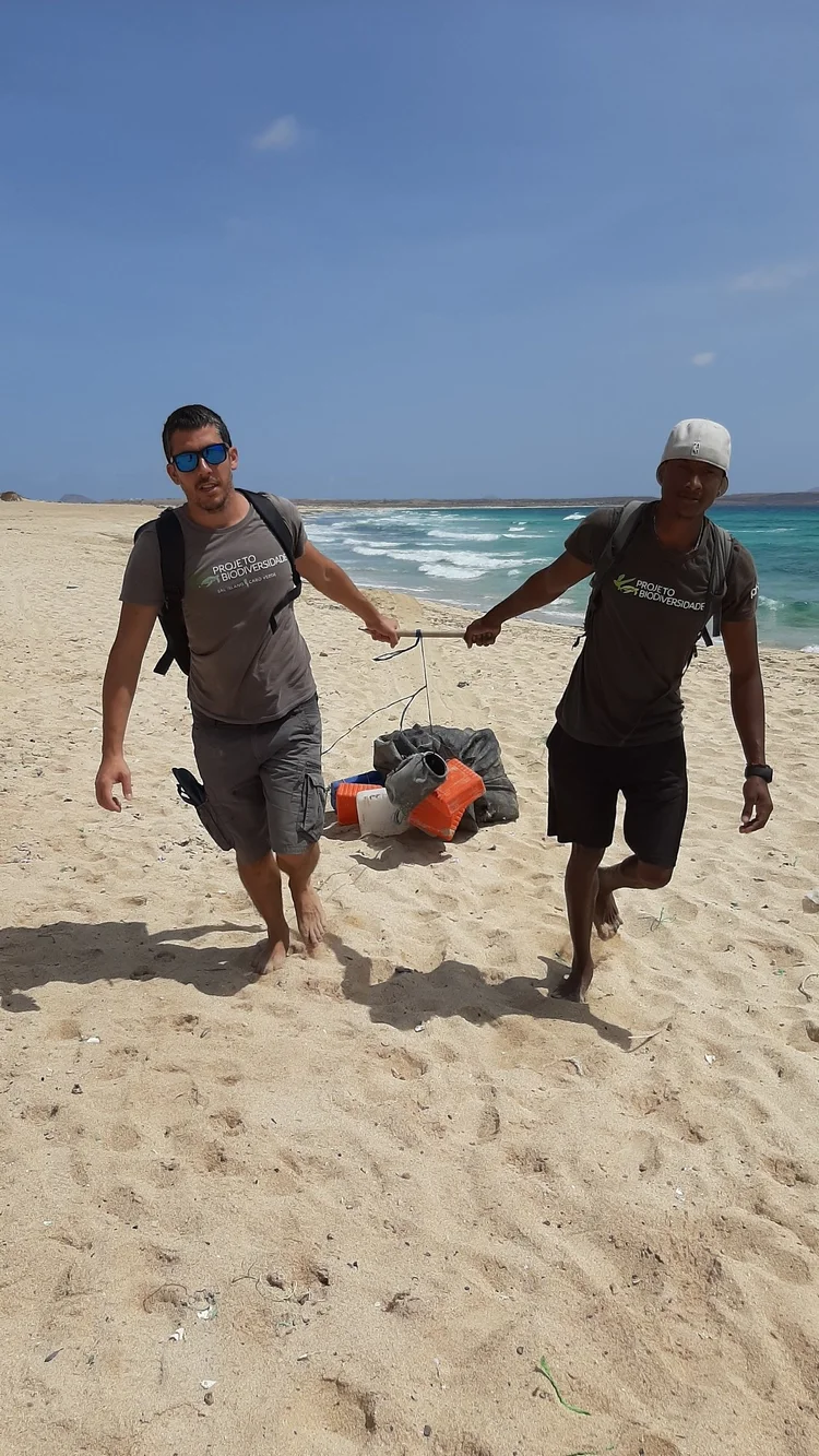 Artur Beach Clean